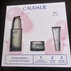 Caudalie Resveratrol-Lift Lift and Firm Essentials Skin Care Set